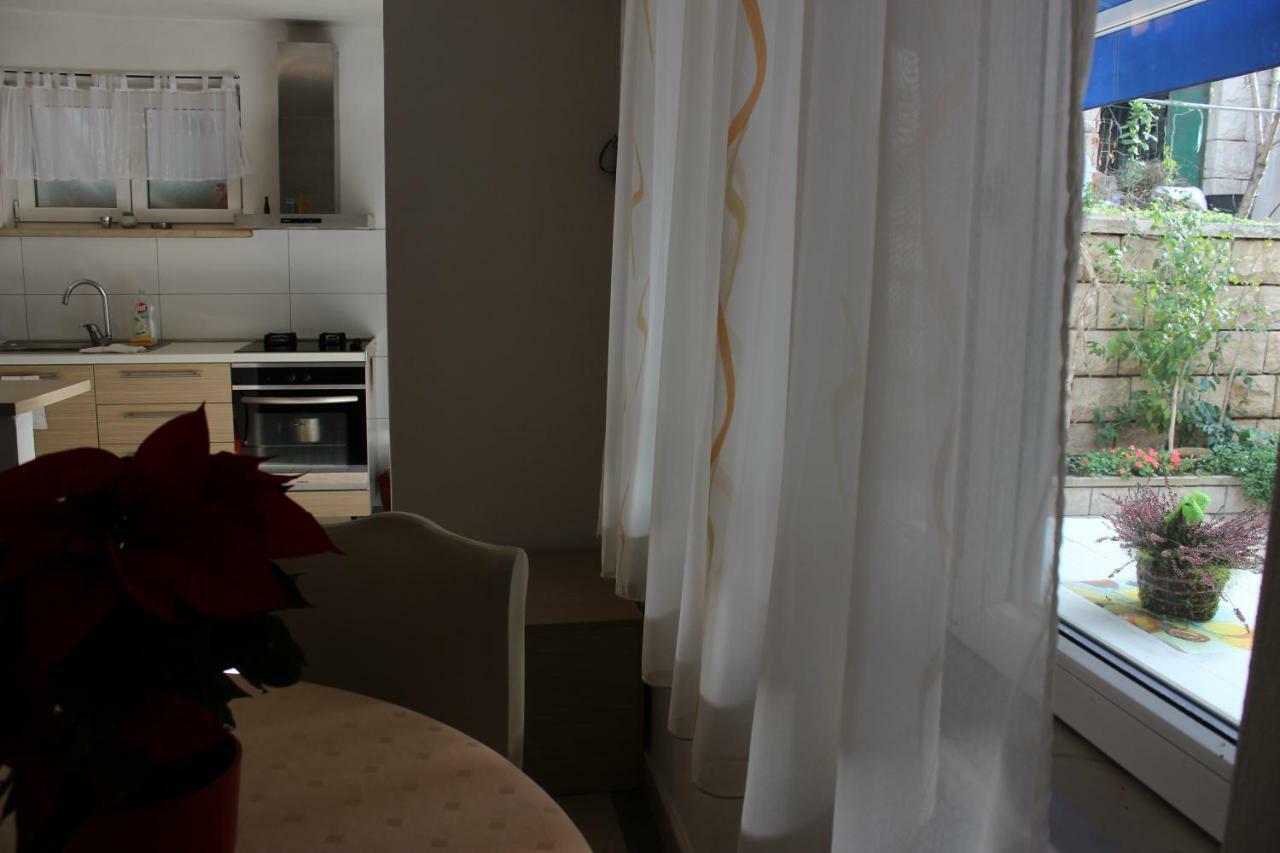 Apartment Pino Pucisca Zewnętrze zdjęcie